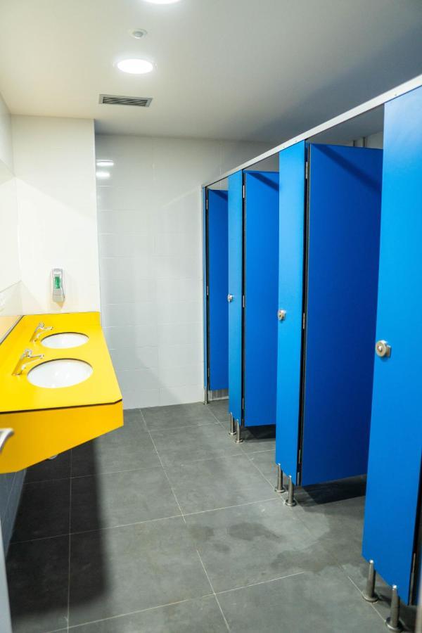 Hostel Playa De Meron Сан-Вісенте-де-ла-Баркера Екстер'єр фото