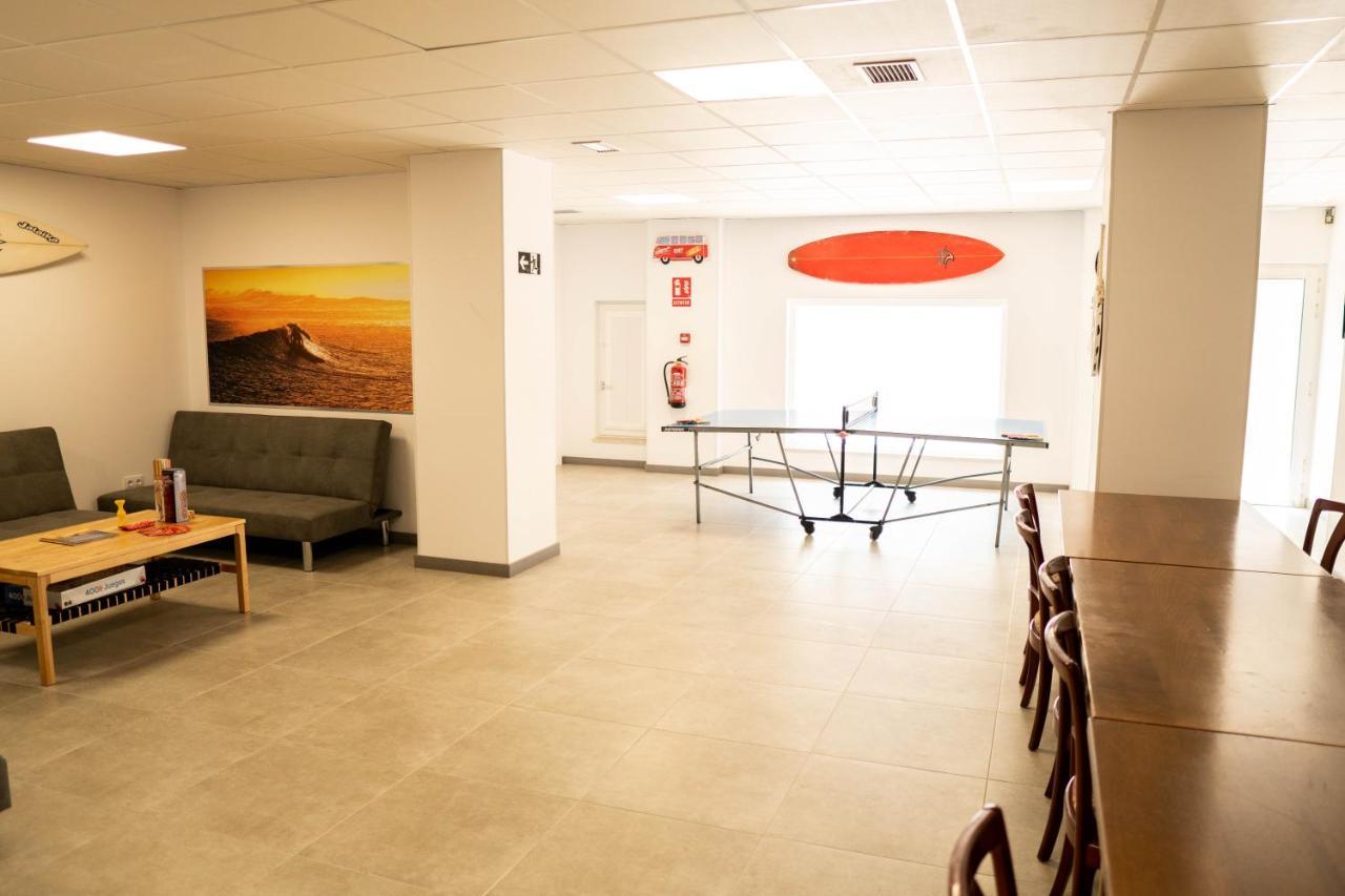 Hostel Playa De Meron Сан-Вісенте-де-ла-Баркера Екстер'єр фото
